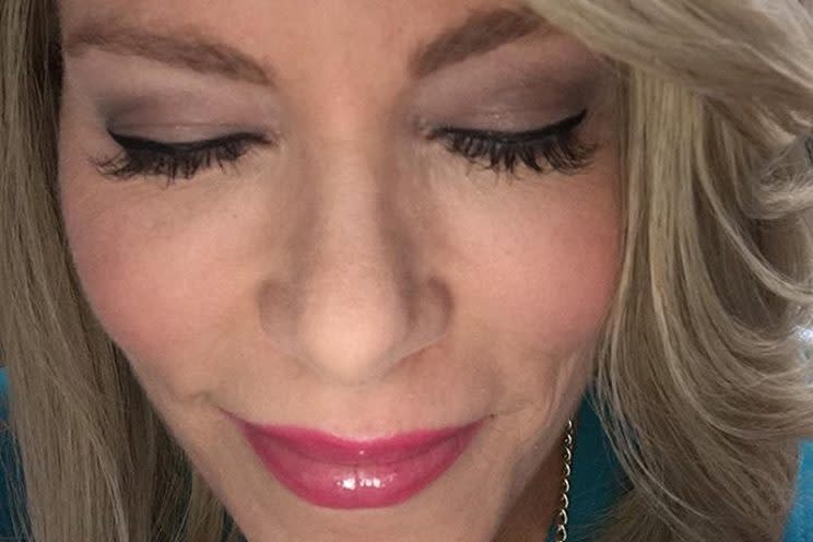 How lash extensions reenergized a woman fighting breast cance