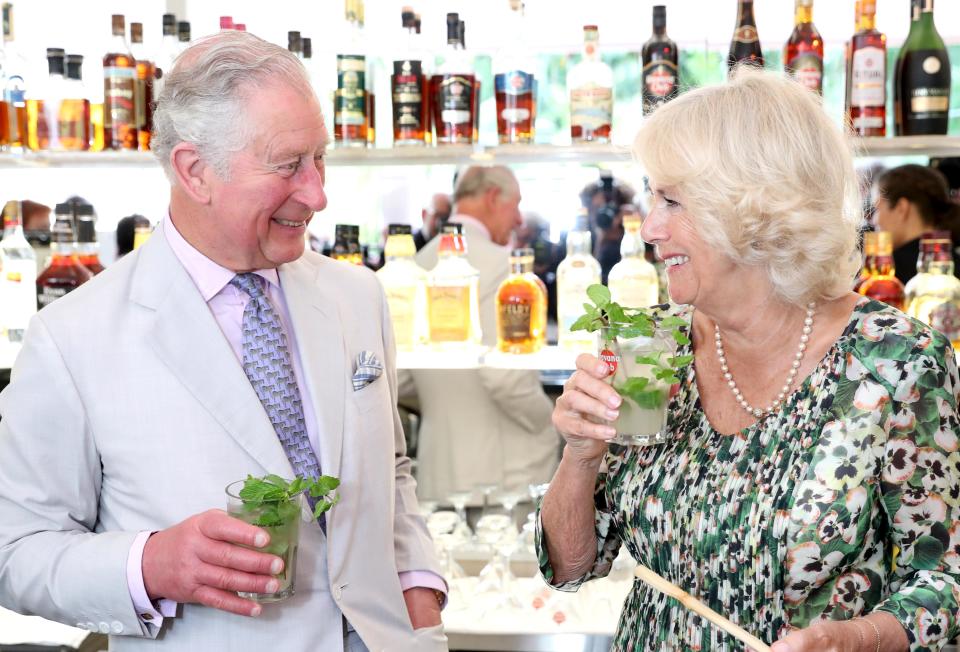 <p>Charles and Camilla sip their mojitos after a cocktail making class in Cuba [Photo: Getty] </p>