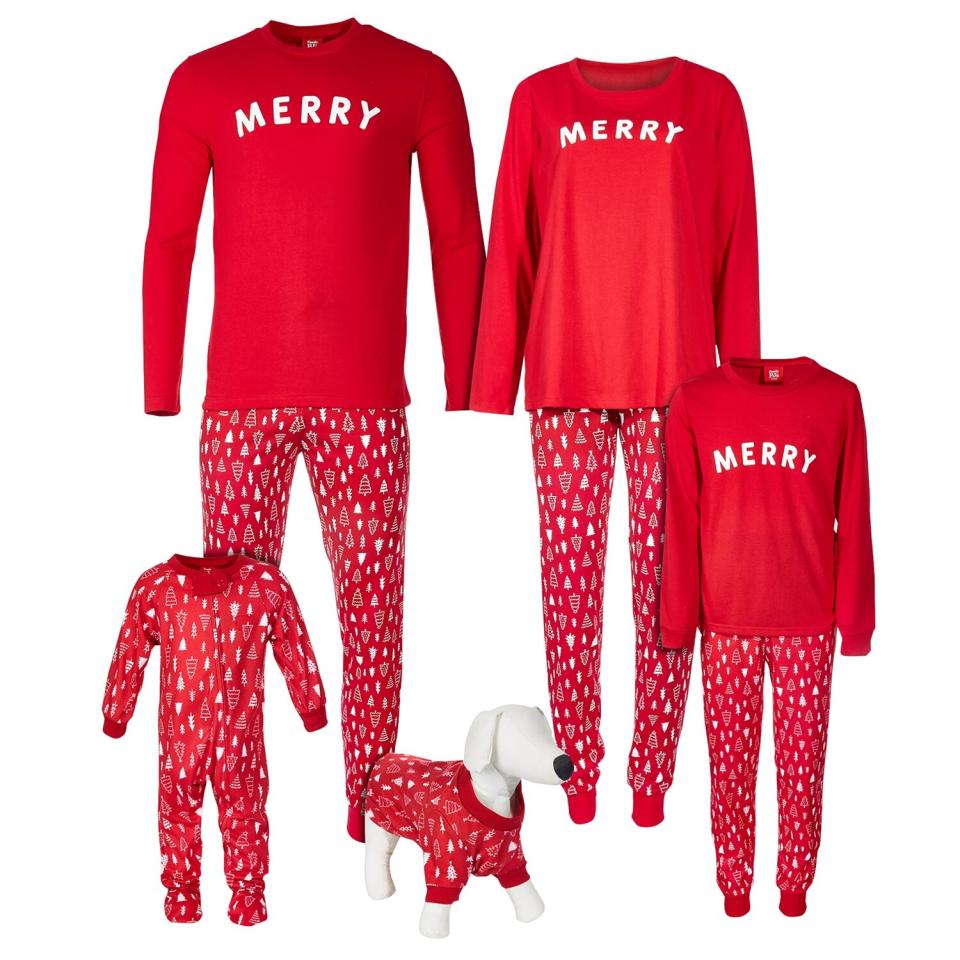 Matching Family Holiday Pajama Sets