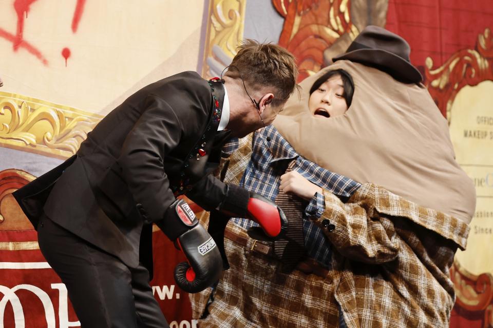 Harvard University's Hasty Pudding Theatricals Man of the Year Barry Keoghan, left, boxes with Mr. Irish Potato Famine during a roast, Friday, Feb. 2, 2024, in Cambridge, Mass. (AP Photo/Michael Dwyer)