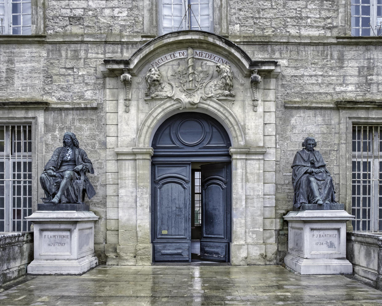 Dans un communiqué commun, les universités et grandes écoles alertent sur le « péril » qui pèse sur « l’ouverture aux autres, la tolérance, la curiosité intellectuelle ou encore l’esprit critique ».

