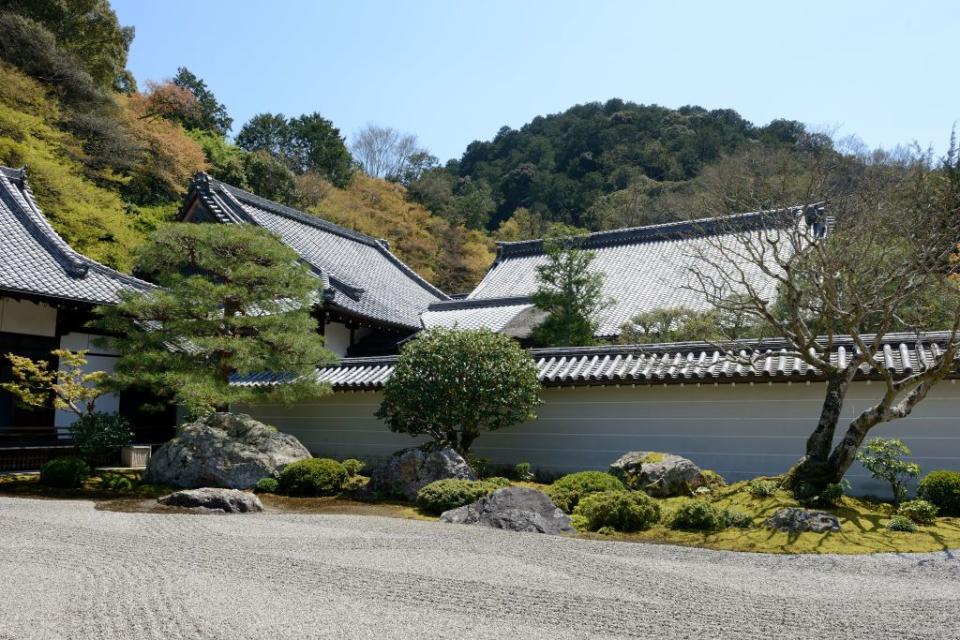 3) Ryōan-ji