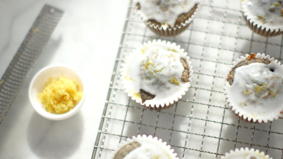 Wild-Blueberry Spelt-Oat Muffins