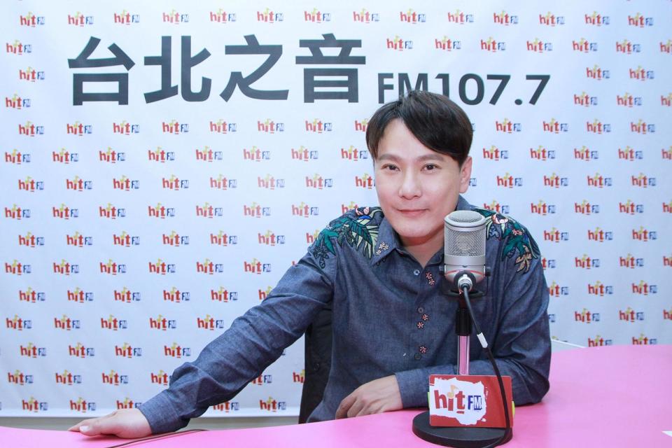 ▲張信哲預計明年將出書。（圖／Hit Fm提供 , 2017.12.02）