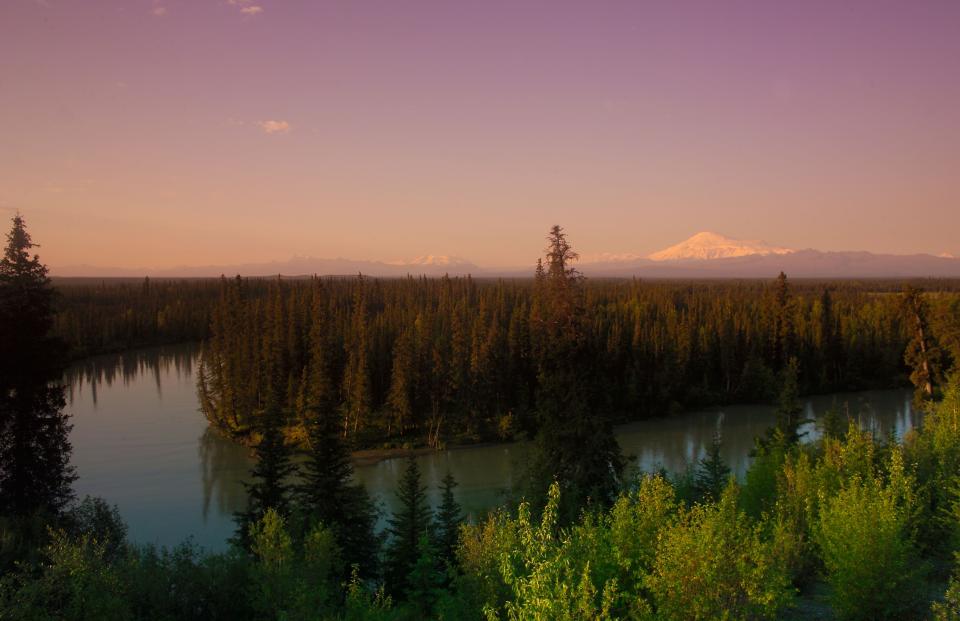 The Copper River is the largest river in Wrangell St.-Elias.