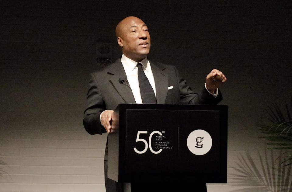 Byron Allen delivers acceptance speech for receiving Inaugural ‘Legendary Honor’ at Harvard Business School’s African American Student Union 50th Annual H. Naylor Fitzhugh Conference on February 24, 2023. (<em>photo credit: Ed Marshall Photography for Gravy/AMG</em>)