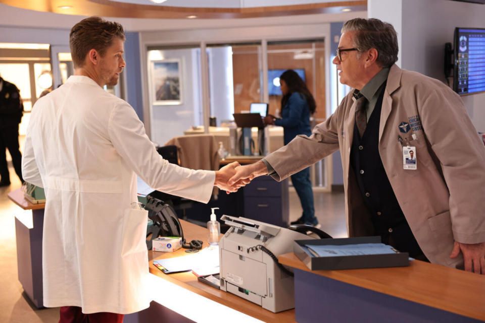 Luke Mitchell and Oliver Platt in Chicago Med Season 9 premiere