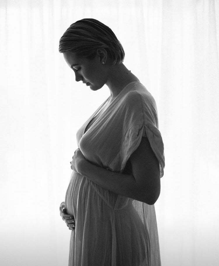 Pregnant Jesinta Franklin shared this photo of her baby bump on her app