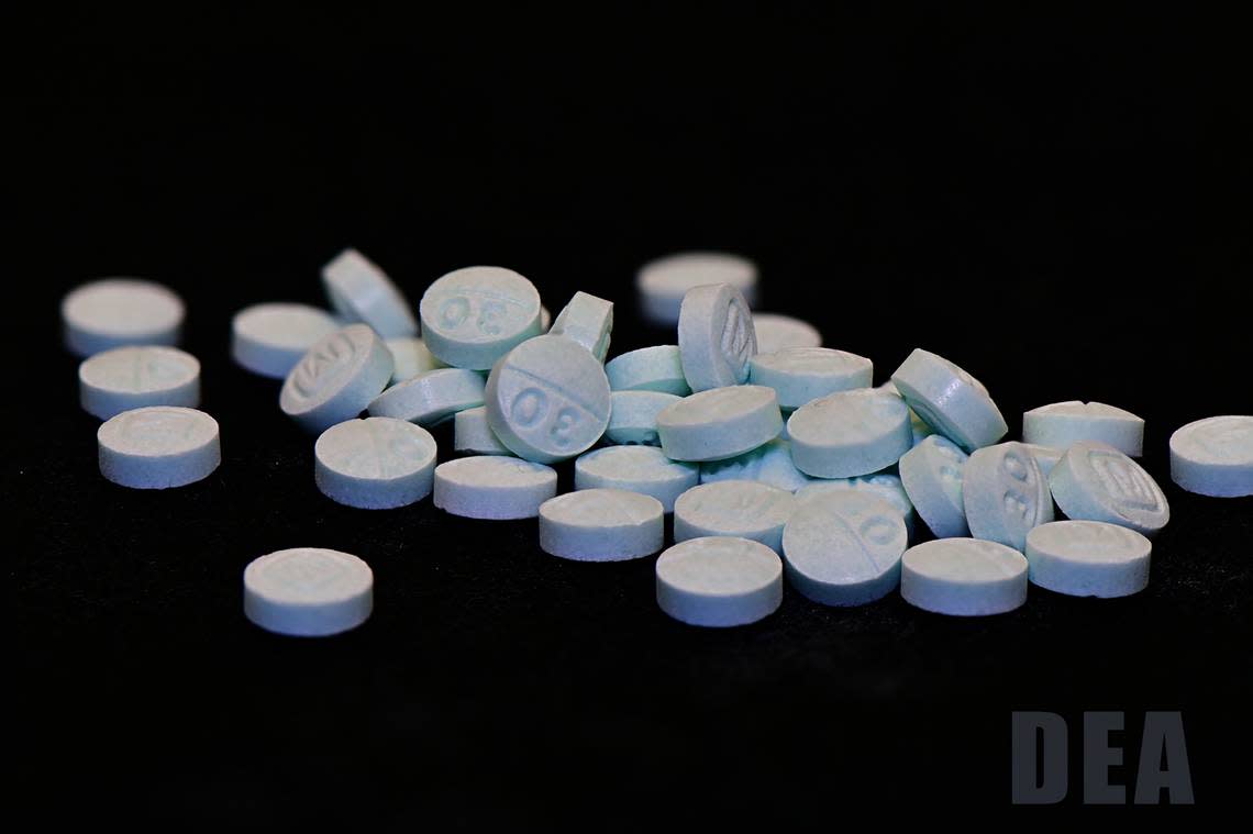 A Seattle man brought more than 6,000 fentanyl pills to the Tri-Cities for an illegal drug deal, according to a federal court document.