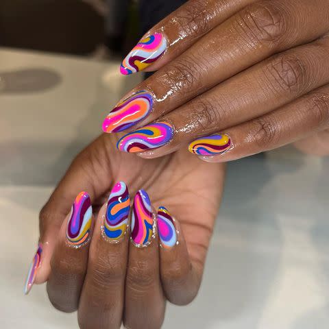 <p><a href="https://www.instagram.com/madnails/" data-component="link" data-source="inlineLink" data-type="externalLink" data-ordinal="1">madnails</a></p>