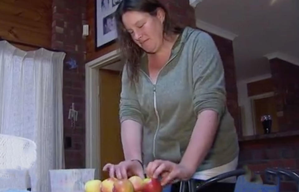 Hayley Bland, from Murray Bridge, southeast of Adelaide, was preparing lunch for her boys with pre-packaged apples bought from Woolworths when she found a nail in one of them. Source: 7 News