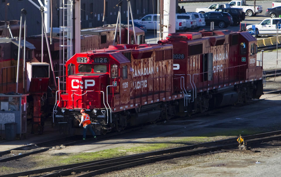 The Canadian Pacific railyard is pictured in Port Coquitlam, British Columbia February 15, 2015. Canadian Pacific Railway Ltd prepared to operate a reduced freight schedule run by its managers on Sunday, after talks on a new contract broke down and more than 3,000 train engineers and conductors walked off the job. REUTERS/Ben Nelms    (CANADA - Tags: TRANSPORT BUSINESS EMPLOYMENT CIVIL UNREST)