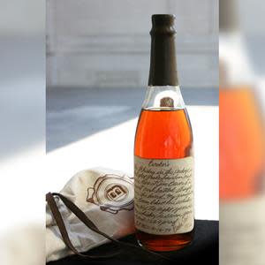 LOUISVILLE SPEED ART MUSEUM'S ART OF BOURBON UNVEILS RARE WHISKEYS UP FOR  BID