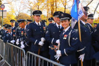 <p>Members of the U.S. Air Force Band from Washington, D.C., await the start of the 91st Macy’s Thanksgiving Day Parade in New York, Nov. 23, 2017. (Photo: Gordon Donovan/Yahoo News) </p>