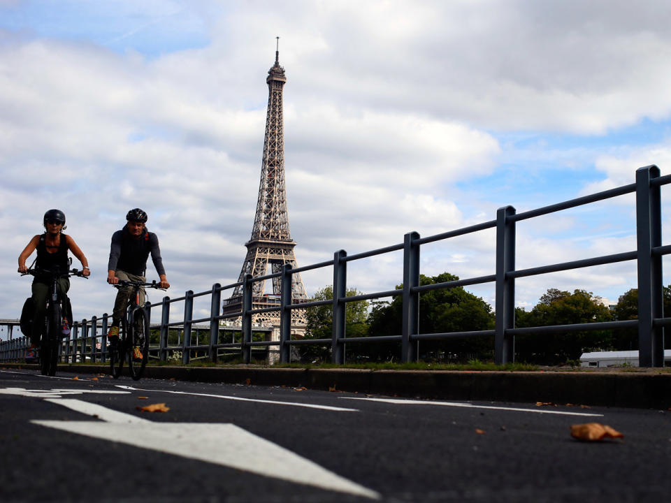 Platz 9: Besonders der europäische Immobilienmarkt bereitet der UBS Sorgen. Das gilt auch für Paris. Die französische Hauptstadt hat nämlich neben Eiffelturm, Louvre und Co. auch horrende Miet- und Eigenheimpreise zu bieten. (Bild-Copyright: Francois Mori/AP Photo)