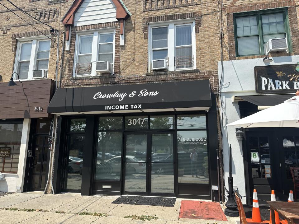 Crowley & Sons, a Brooklyn accounting shop that's also home to the private investigation firm CTS Research & Investigation. / Credit: Graham Kates/CBS News