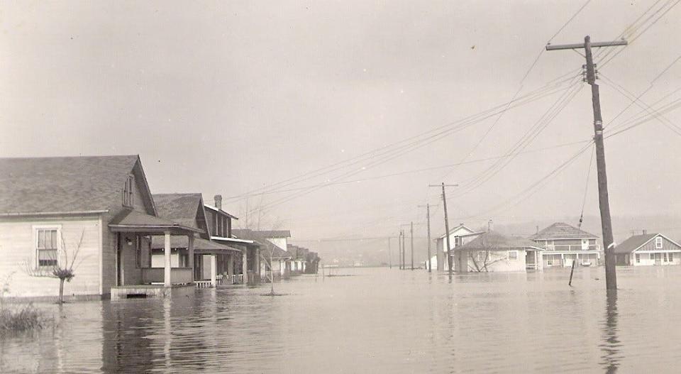 The West Side was underwater as shown in this 1937 photo.