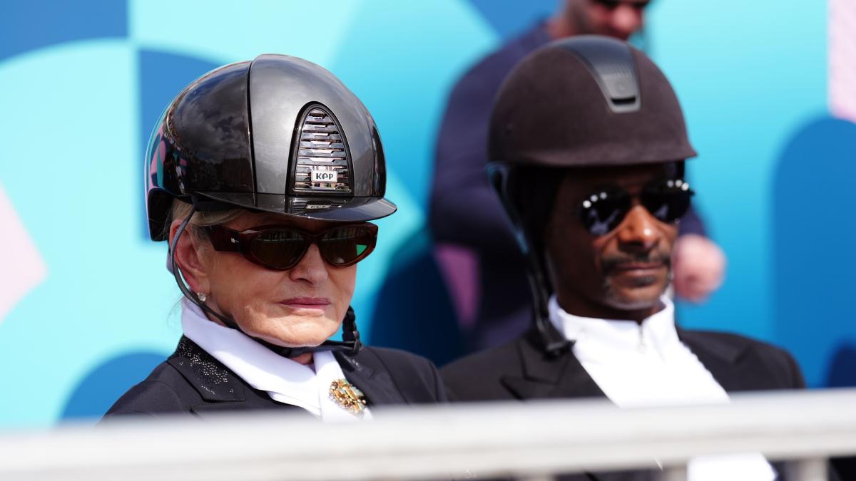 Snoop Dogg gone fullkit equestrian as he watches dressage at Paris