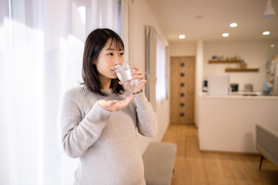 要改善水腫每天還是要喝滿足夠的水分。（示意圖/Getty Image）