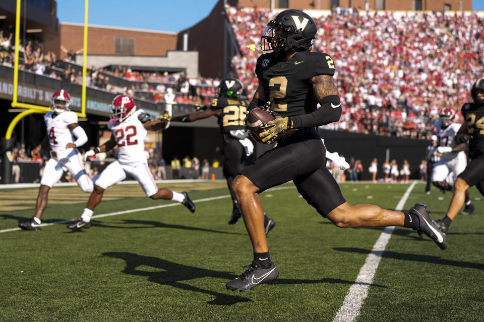 Vanderbilt linebacker Randon Fontenette (2) returns an interception for a touchdown during the first half of an NCAA college football game against Alabama, Saturday, Oct. 5, 2024, in Nashville, Tenn. (AP Photo/George Walker IV)