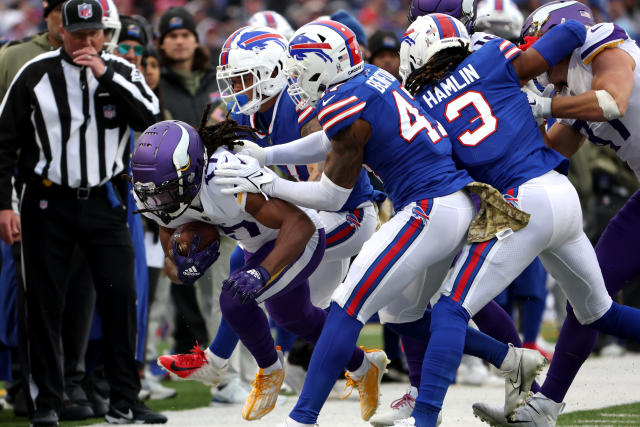 NFL admits officiating mistake in Vikings win over Bills 