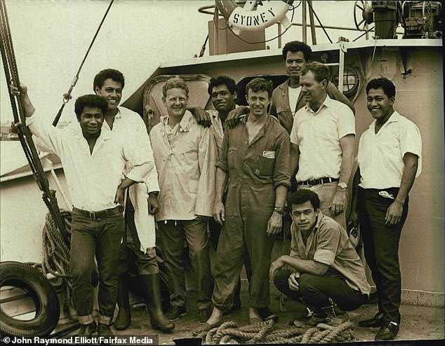 船長彼得救起６人；後來還聘雇他們6人當漁船船員。（圖／Fairfax media）