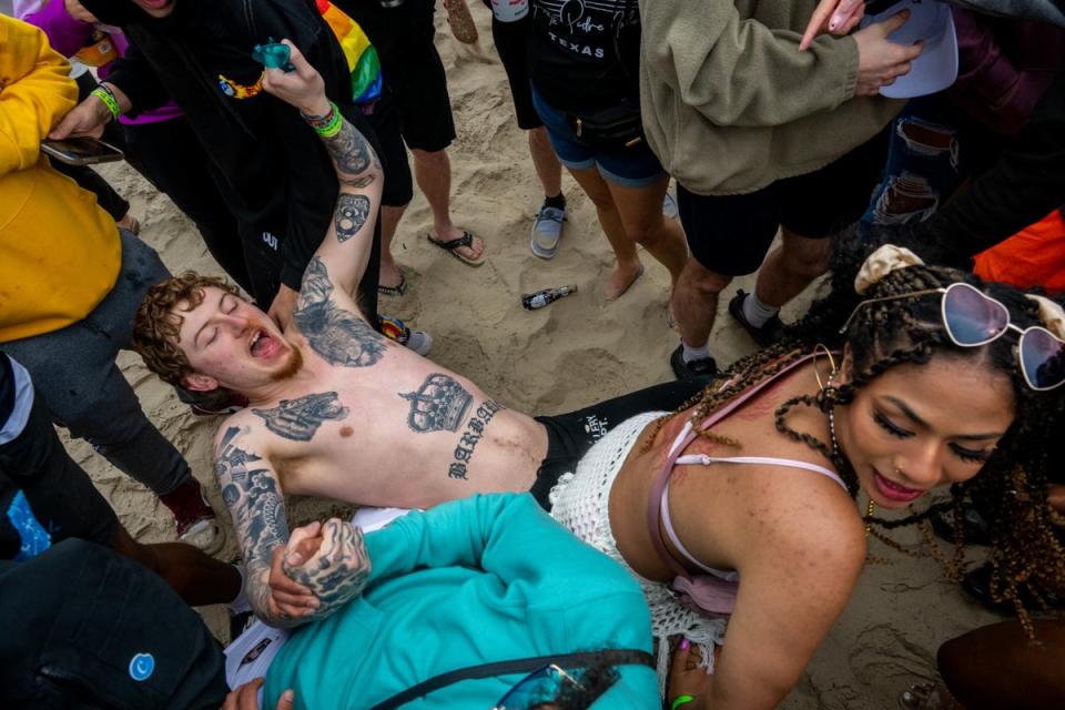 College students party during spring break (Getty Images)