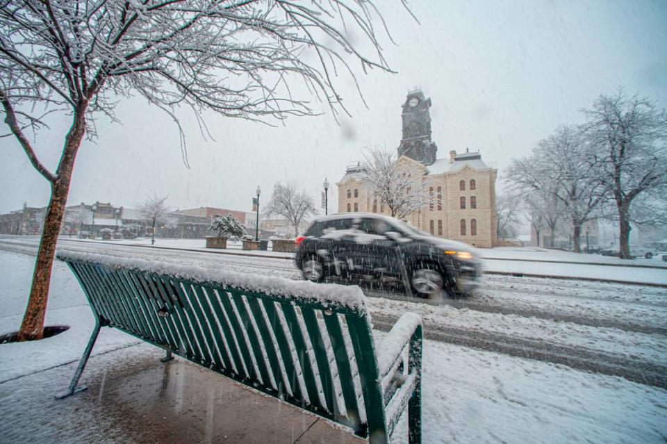 Granbury, Texas, received at least 3 inches of snow Sunday, Jan. 10, 2021. David Montesino/dmontesino@star-telegram.com