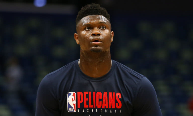 Zion Williamson warming up for the New Orleans Pelicans.