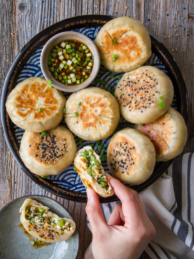 Crispy Bottom Veggie Buns