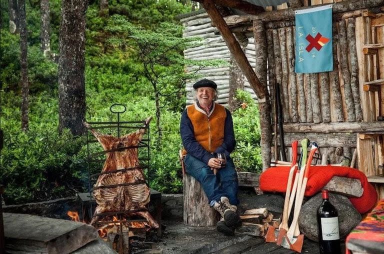 El prestigio de Francis Mallmann no reconoce fronteras y atrae turistas de todo el mundo, interesados en aprender su técnica de manejo del fuego (Foto: plansouthamerica.com)