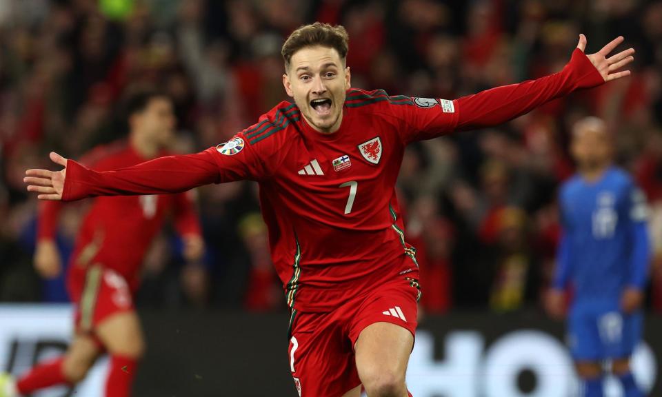 <span>David Brooks celebrates after scoring the opener for <a class="link " href="https://sports.yahoo.com/soccer/teams/wales/" data-i13n="sec:content-canvas;subsec:anchor_text;elm:context_link" data-ylk="slk:Wales;sec:content-canvas;subsec:anchor_text;elm:context_link;itc:0">Wales</a> against Finland.</span><span>Photograph: James Whitehead/PPAUK/Shutterstock</span>