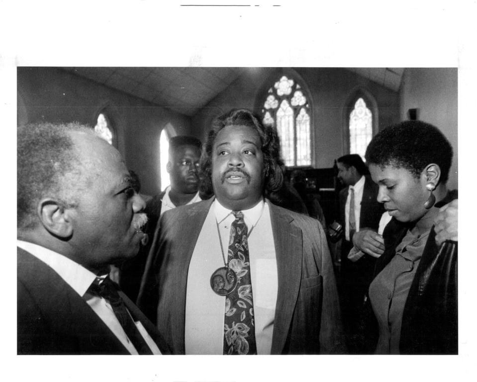 Al Sharpton, (Center), with Minister Franklin Florence, (Left), and Lenora Fulani at a 1991 session on police brutality at Central Church of Christ.