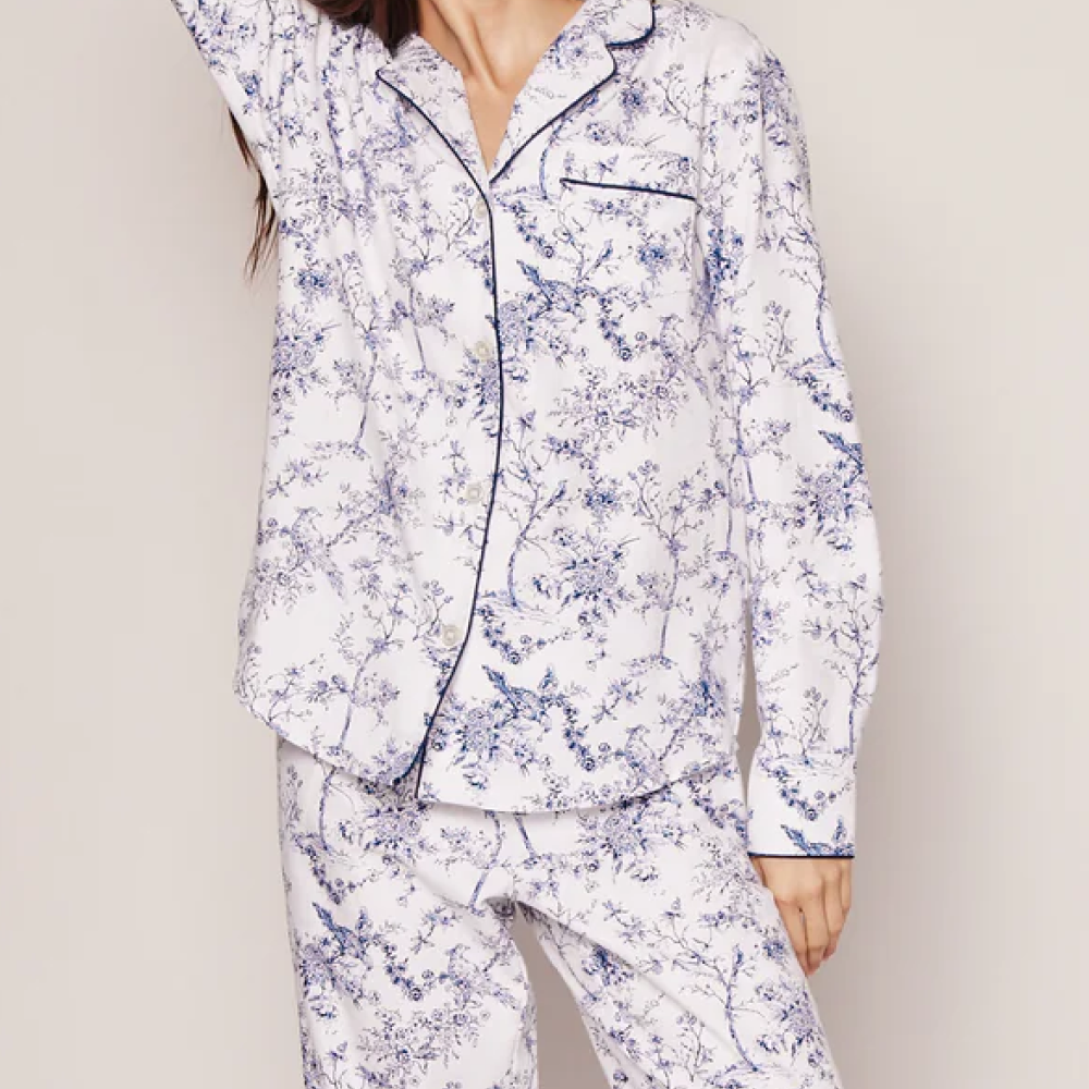 <p><a href="https://go.redirectingat.com?id=74968X1596630&url=https%3A%2F%2Fwww.petite-plume.com%2Fproducts%2Fwomen-timeless-toile-pajama-set&sref=https%3A%2F%2Fwww.oprahdaily.com%2Flife%2Fa60247979%2Foprah-sleep-awards-2024%2F" rel="nofollow noopener" target="_blank" data-ylk="slk:Shop Now;elm:context_link;itc:0;sec:content-canvas" class="link rapid-noclick-resp">Shop Now</a></p><p>Women's Twill Pajama Set in Timeless Toile</p><p>petite-plume.com</p><p>$94.00</p><span class="copyright">Hearst Owned</span>