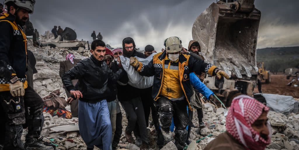 powerful earthquake hits syria and turkey