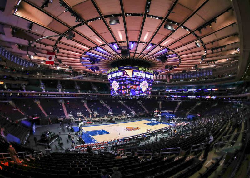 NBA: Golden State Warriors at New York Knicks