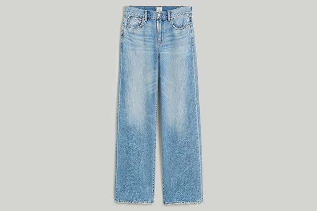 <p>Madewell</p>