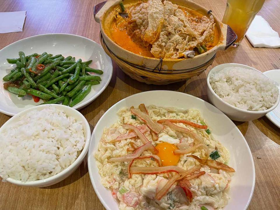 Yew Kok Ann Restaurant - Various dishes