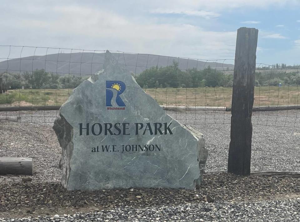 W.E. Johnson Park marker off Van Giesen Street in Richland.