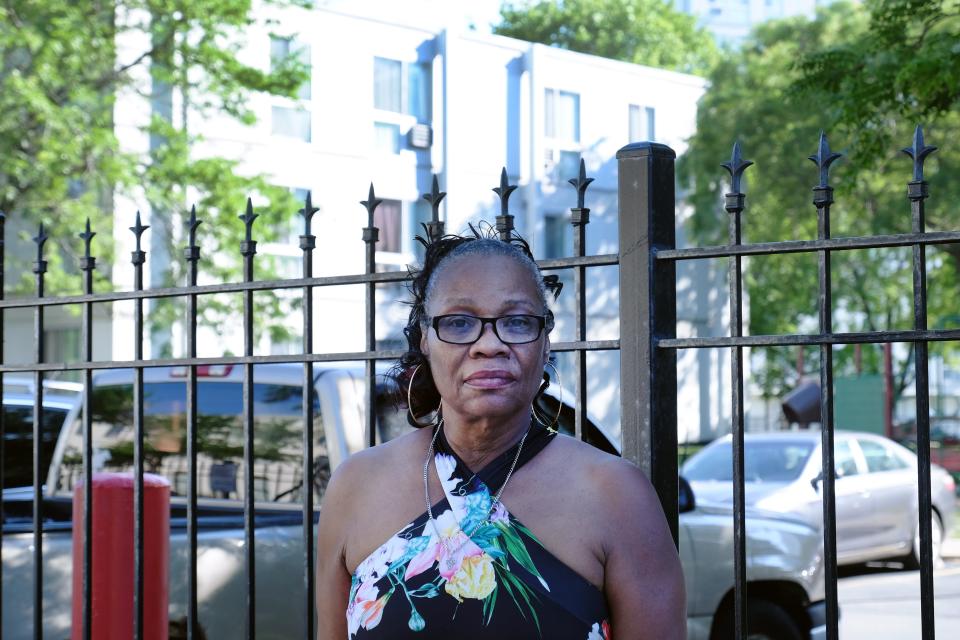 Shelia Bradley-Smith revisits the Lake Grove Village Apartments on Chicago's South Side on June 9, almost 20 years after Tionda and Diamond Bradley disappeared.