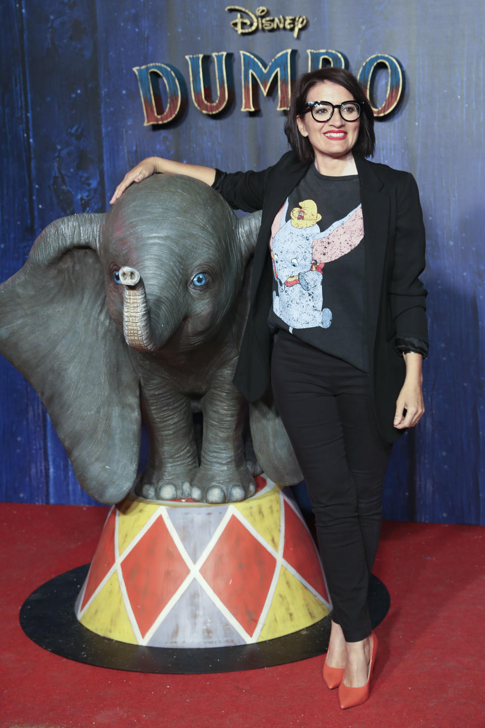 <p>La última presentadora de los premios Goya también presumió de camiseta del elefante más famoso de Disney y nos conquistó con su estilismo. (Foto: Gtres). </p>