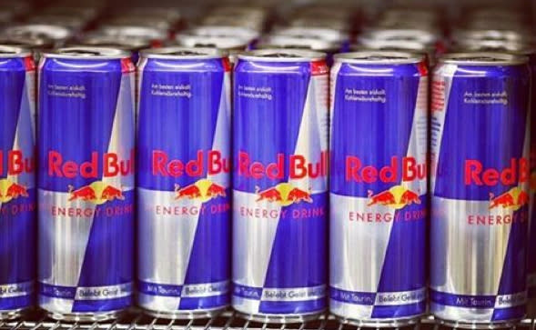 „Red Bull“ verleiht Energie durch Zucker