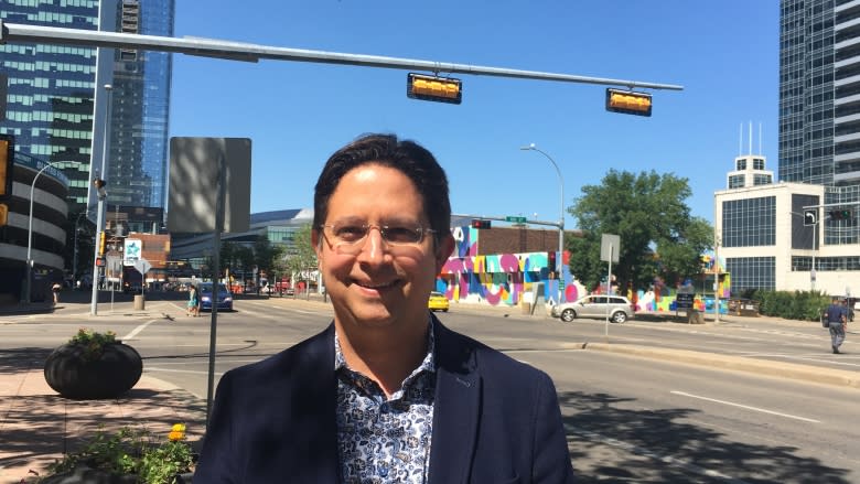 Councillors give green light to smart traffic signals at Edmonton intersections