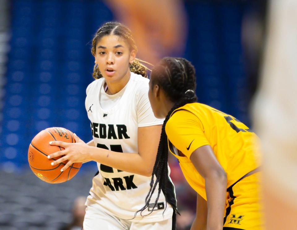 Cedar Park guard Gesella Maul, a two-time Class 5A state champion and this past season's Gatorade player of the year for the state of Texas, committed to Texas on Monday. She's a junior in the class of 2023.