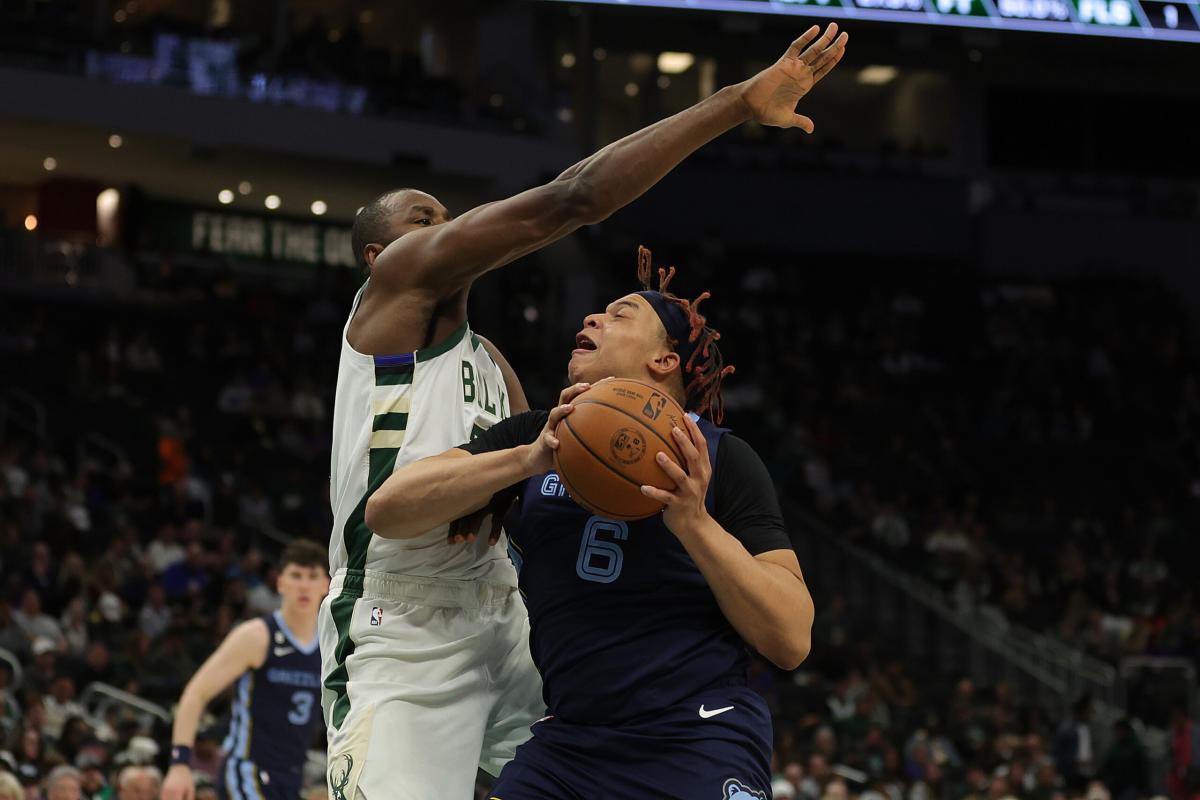 BREAKING: Kenny Lofton Jr. has been named NBA G-League Rookie of