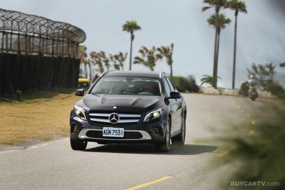 [HD影片] 休旅新型態 Mercedes-Benz GLA