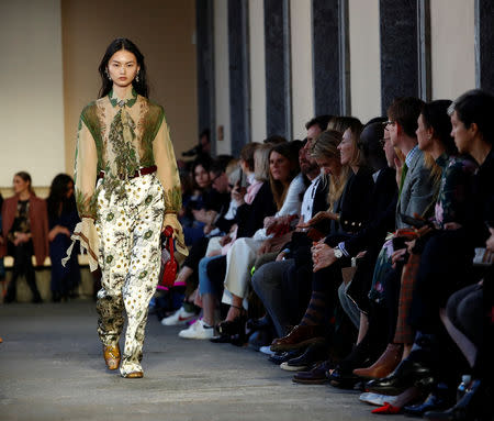 Etro goes 'Aristo-Indie' at Milan Fashion Week show