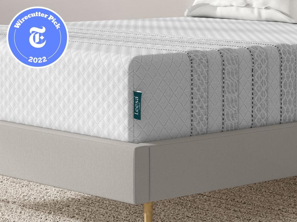 9) Sapira Hybrid Mattress (Queen)