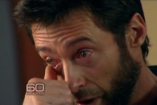 Hugh Jackman weint in der TV-Show "60 Minutes" (Bild: CBS)