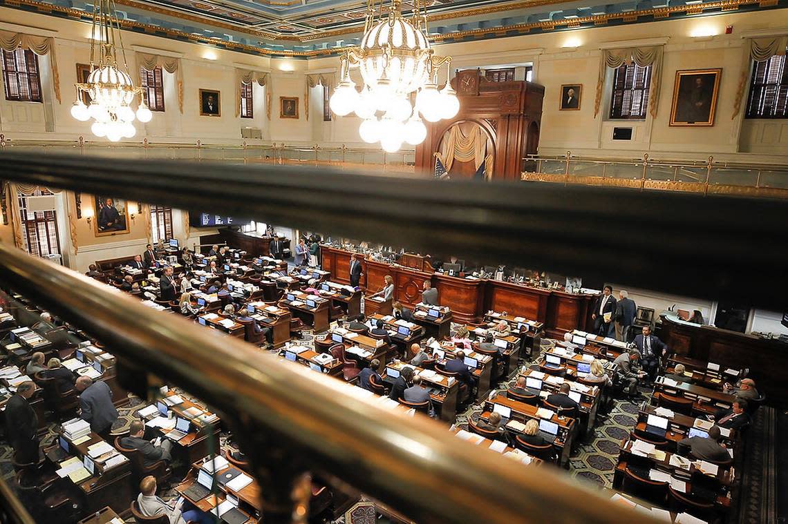 Scenes from the South Carolina House of Representatives chamber on Tuesday, March 29, 2022. (Travis Bell/STATEHOUSE CAROLINA)